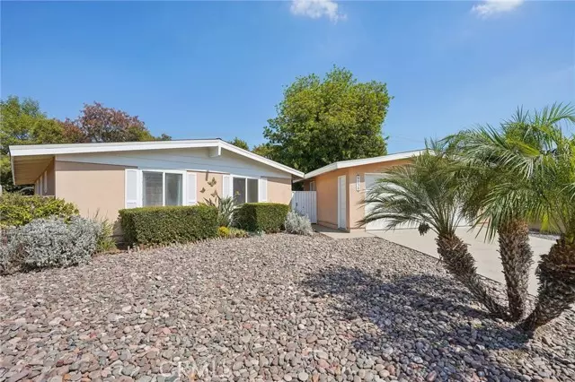 6138 N Traymore, Azusa, CA 91702