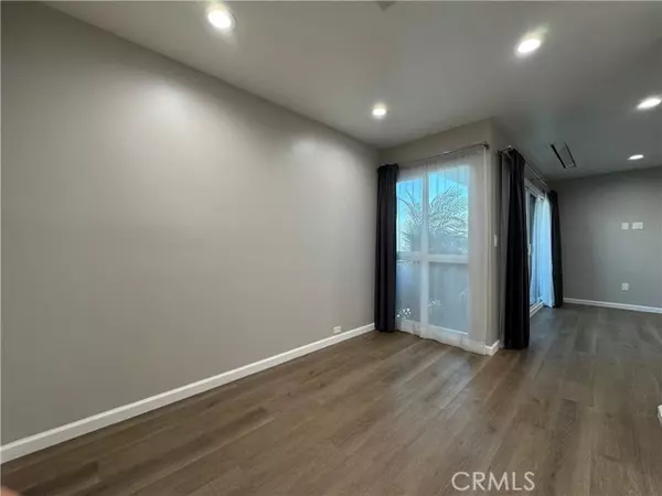 Long Beach, CA 90803,3939 E Allin 109