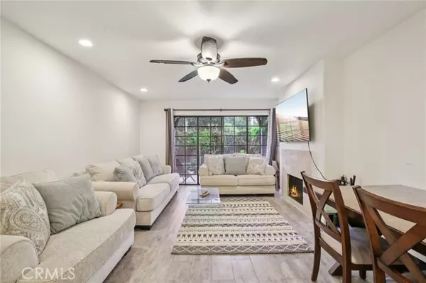 Santa Ana, CA 92704,3613 S Bear B