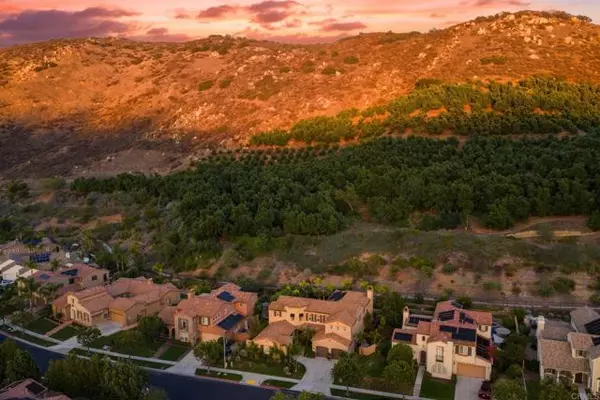 Escondido, CA 92027,2744 Vistamonte