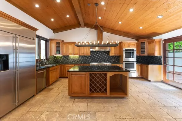 Encino, CA 91436,16350 Mandalay