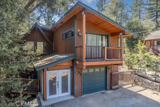 2208 Bernina, CA 93222
