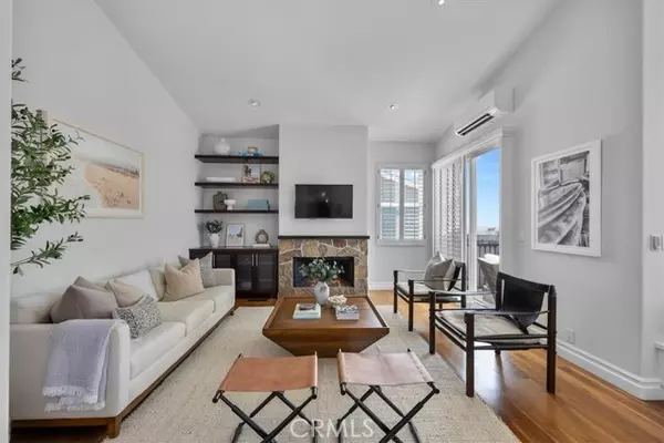 Manhattan Beach, CA 90266,228 5th PL