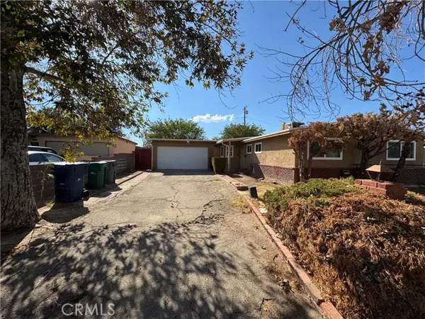 44131 3rd st E, Lancaster, CA 93535