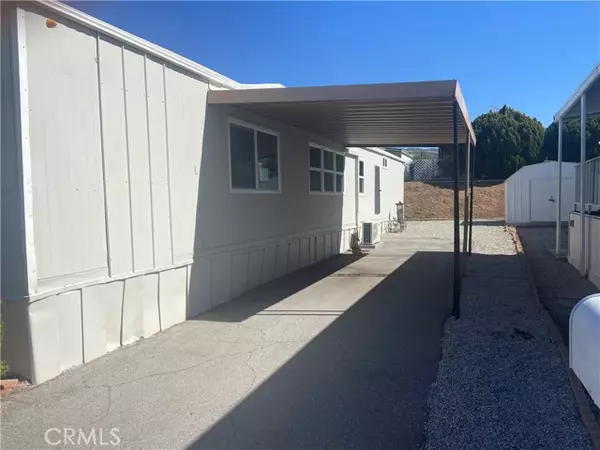 Yucaipa, CA 92399,12582 2nd ST 77