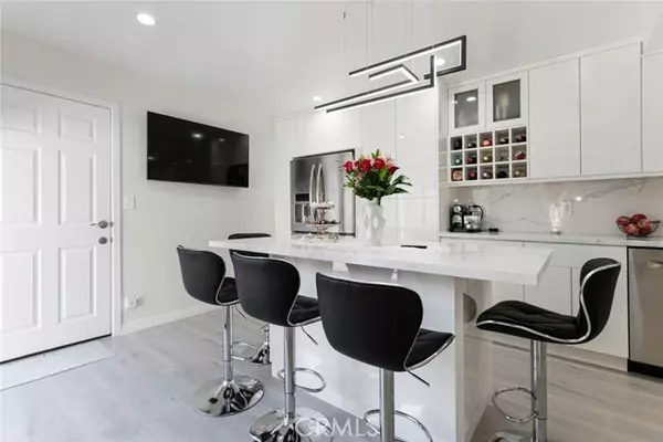 Panorama City, CA 91402,9024 Willis AVE 2