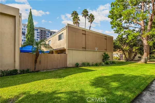 Orange, CA 92868,4002 W El Rancho Ave