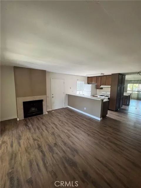 Santa Ana, CA 92704,2859 S Fairview Unit D D