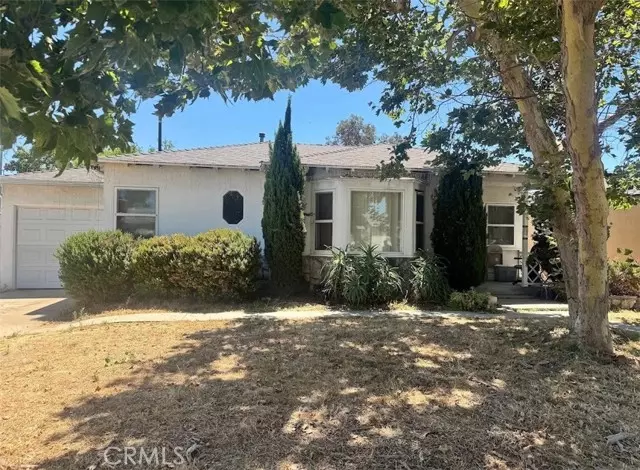 2116 N Screenland DR, Burbank, CA 91505