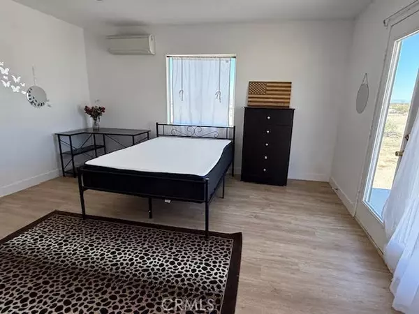 Twentynine Palms, CA 92277,87884 Amboy