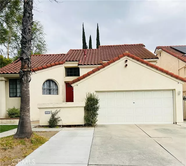 Walnut, CA 91789,588 Silver Fox