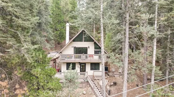 875 Brentwood DR, Lake Arrowhead, CA 92352