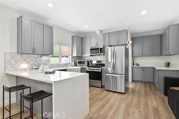 2129 N Pepper ST, Burbank, CA 91505