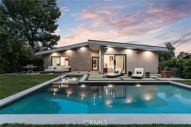 22268 Avenue San Luis, Woodland Hills, CA 91364