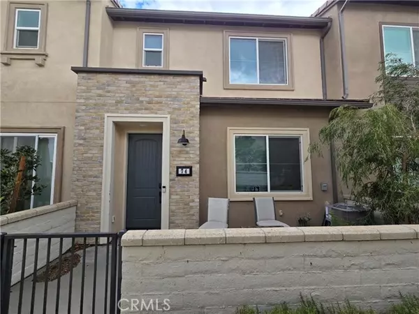 Ontario, CA 91761,3691 E Moonlight 74