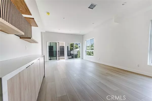 Hollywood, CA 90028,1330 1/4 Tamarind Ave