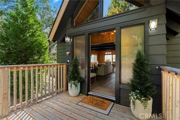 Lake Arrowhead, CA 92352,27382 Peninsula