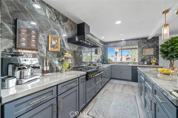 Canyon Lake, CA 92587,30231 White Wake