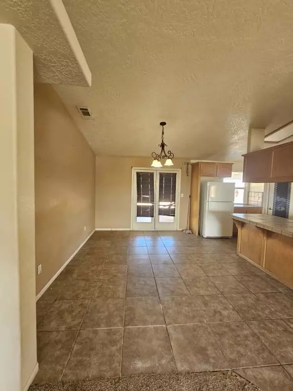 Apple Valley, CA 92307,21114 Wigwam ST