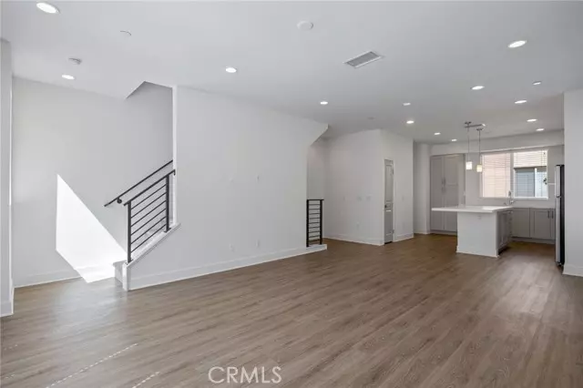 10710 Toluca, Toluca Lake, CA 91602