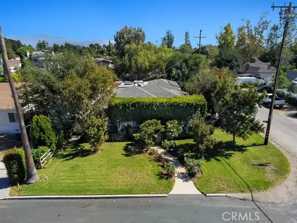 Valley Glen, CA 91405,6602 Ave Murietta