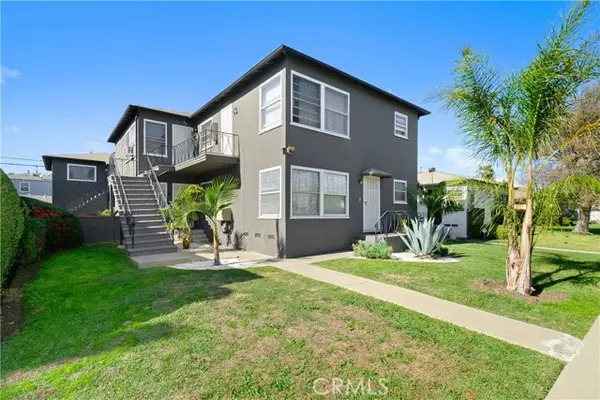 Los Angeles, CA 90045,8819 Reading