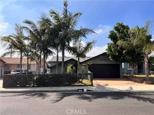 1918 W Piru ST, Compton, CA 90222