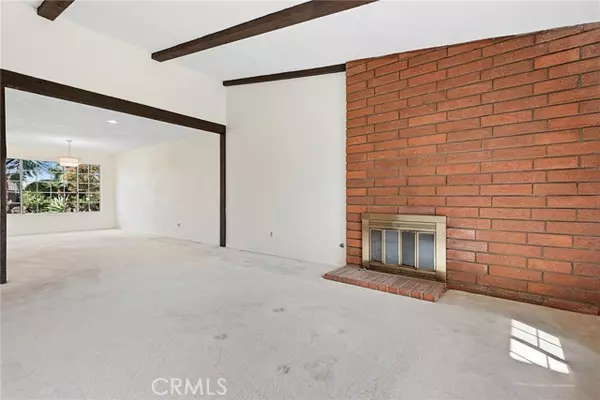 Montebello, CA 90640,909 Brighton WAY