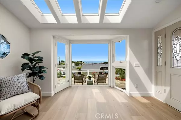 Redondo Beach, CA 90277,438 Calle De Aragon