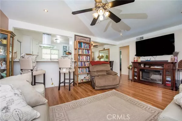 Corona, CA 92882,1733 Bern