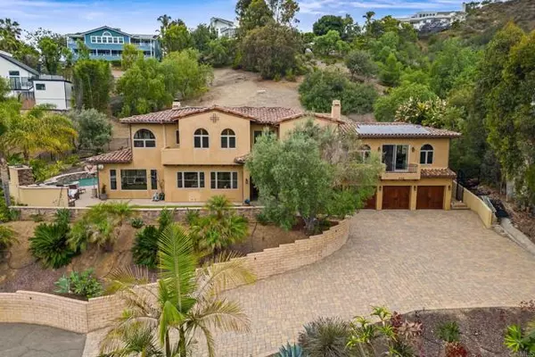 Encinitas, CA 92024,4149 Manchester AVE