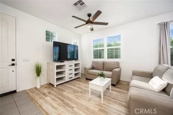 Murrieta, CA 92562,27412 Clarise LN