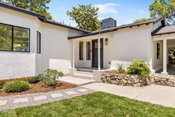 La Crescenta, CA 91214,3015 Henrietta AVE