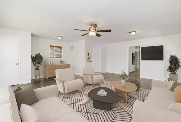 1206 Old Stage RD, Fallbrook, CA 92028