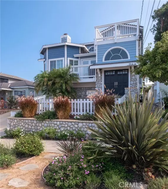 204 N Lucia AVE A, Redondo Beach, CA 90277