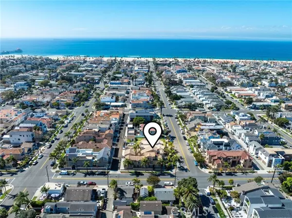 526 12th, Huntington Beach, CA 92648