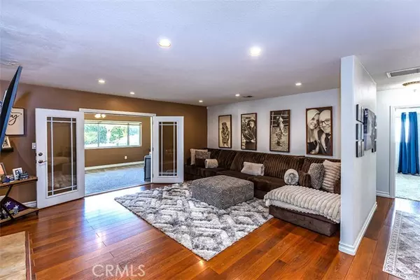 Brea, CA 92821,1006 W Dorothy DR