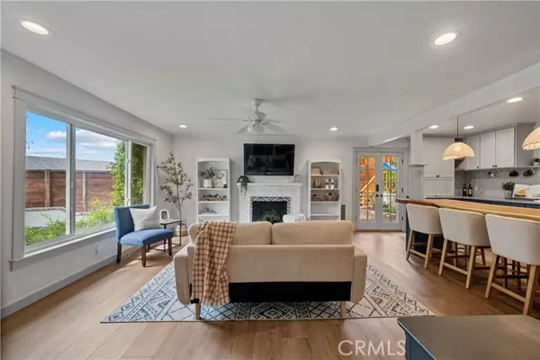 Saugus, CA 91350,22403 Los Rogues