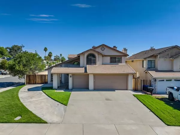 15056 Heather LN, Lake Elsinore, CA 92530
