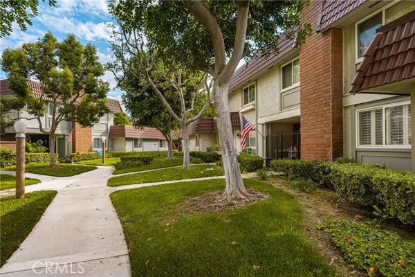 Cypress, CA 90630,6837 Amelia