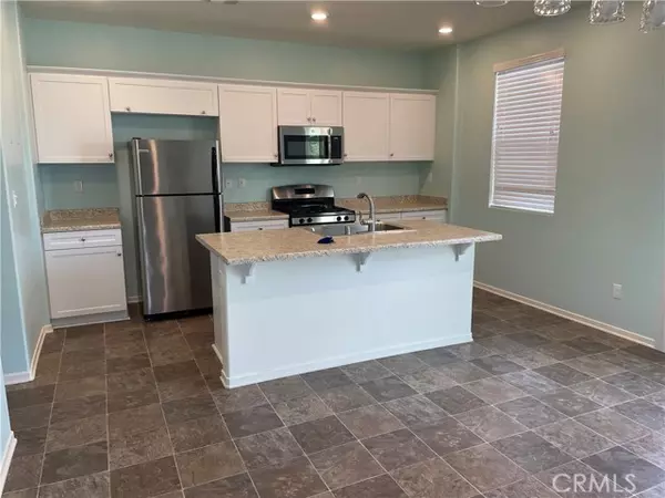 Menifee, CA 92584,30433 Village Knoll DR