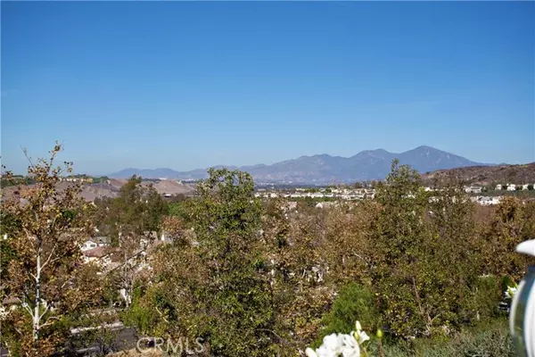 Ladera Ranch, CA 92694,9 Flintridge