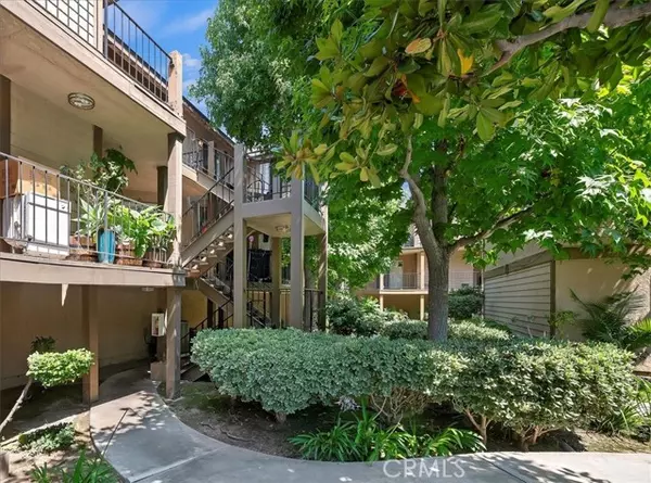 4201 W 5th 314, Santa Ana, CA 92703