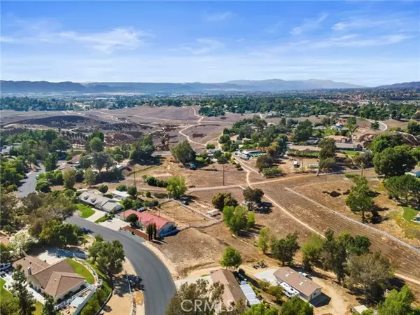 Temecula, CA 92591,30770 Avenida Buena Suerte