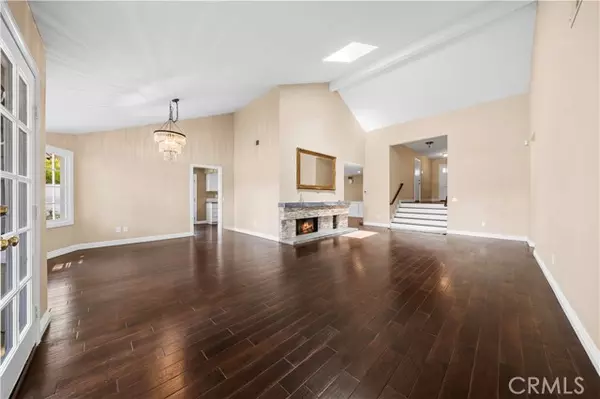 Yorba Linda, CA 92886,4152 Beech AVE