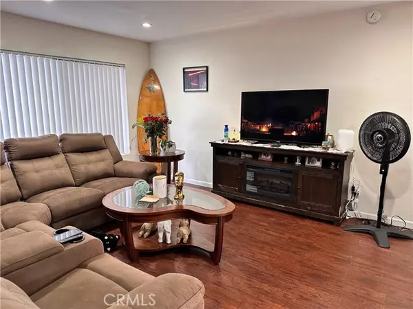 North Hills, CA 91343,9831 Sepulveda BLD 26