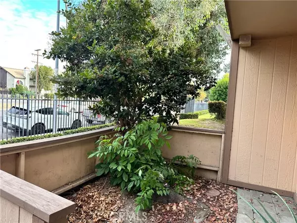 North Hills, CA 91343,9831 Sepulveda BLD 26