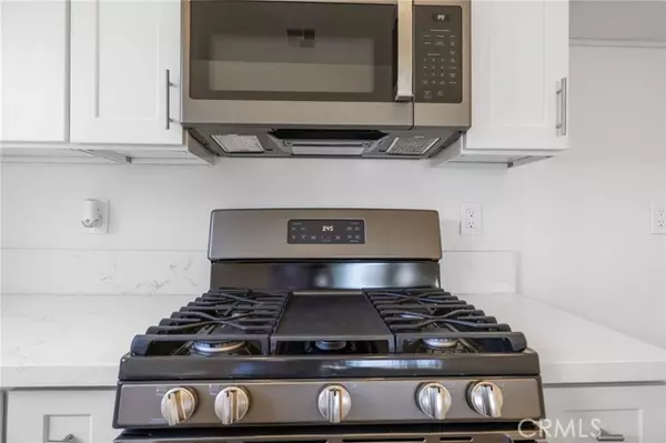 Bakersfield, CA 93313,5603 Pine Canyon DR