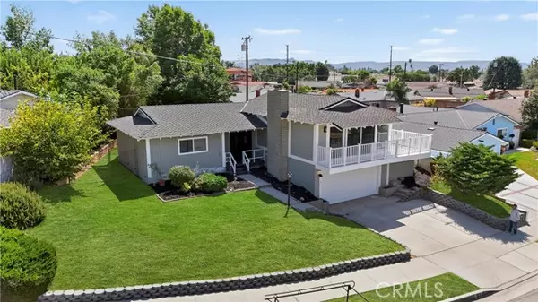 Glendora, CA 91740,352 Temmera LN