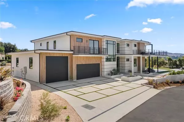 Anaheim Hills, CA 92808,7653 Corto RD